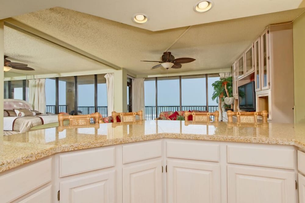 Sea Vista by South Padre Condo Rentals 24/50