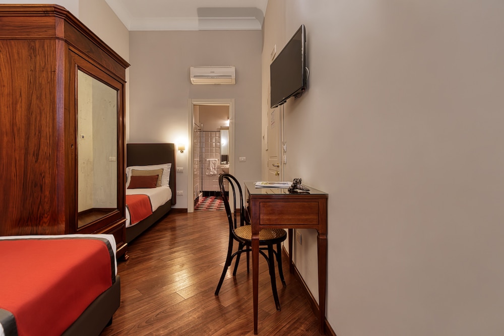 Decumani Hotel De Charme 49/51