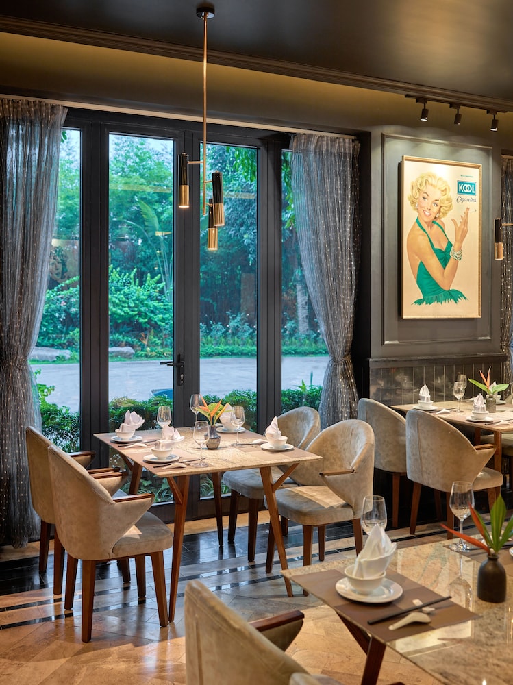 Ravatel Luxury Hotel Bac Giang 39/50