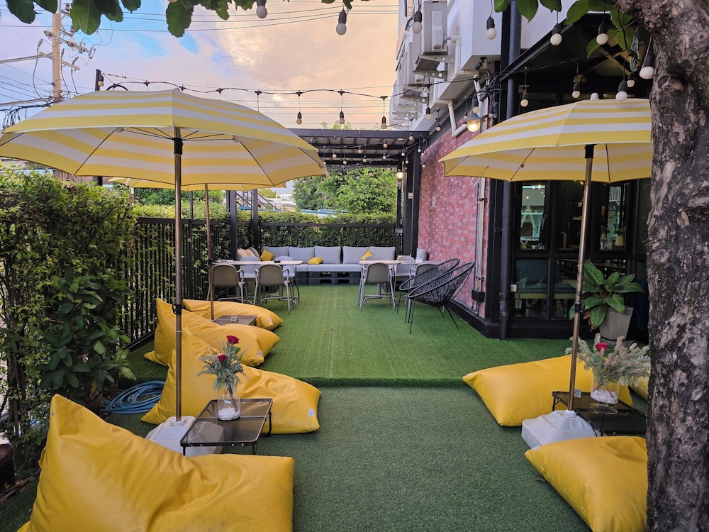 Wayha Hostel Don Mueang Airport 11/66