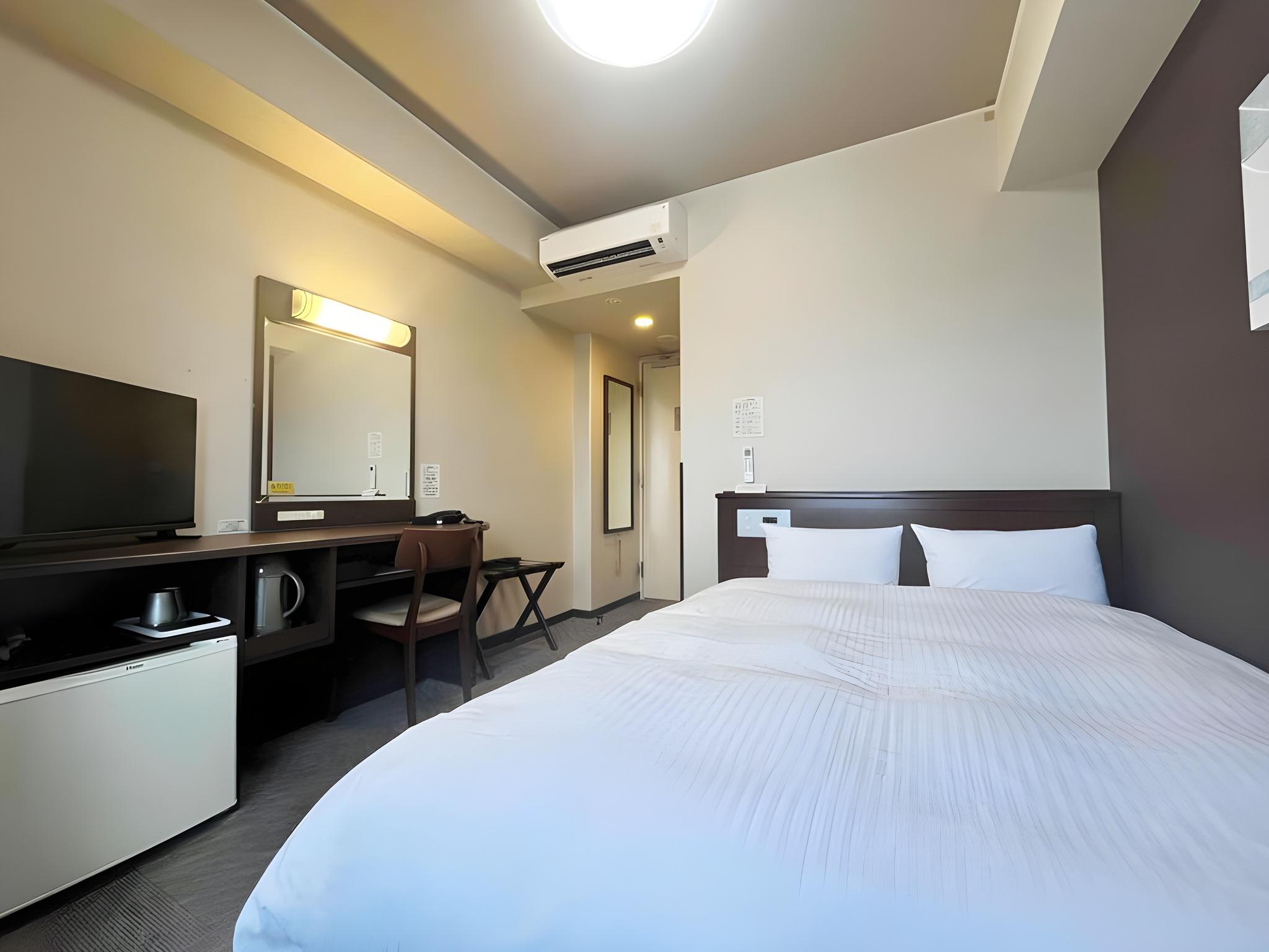 Semi Room, Standard, King Bed