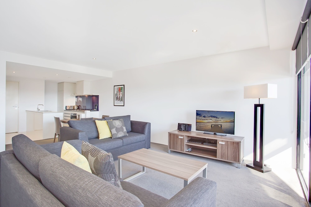 Mantra Circle on Cavill Surfers Paradise 33/50