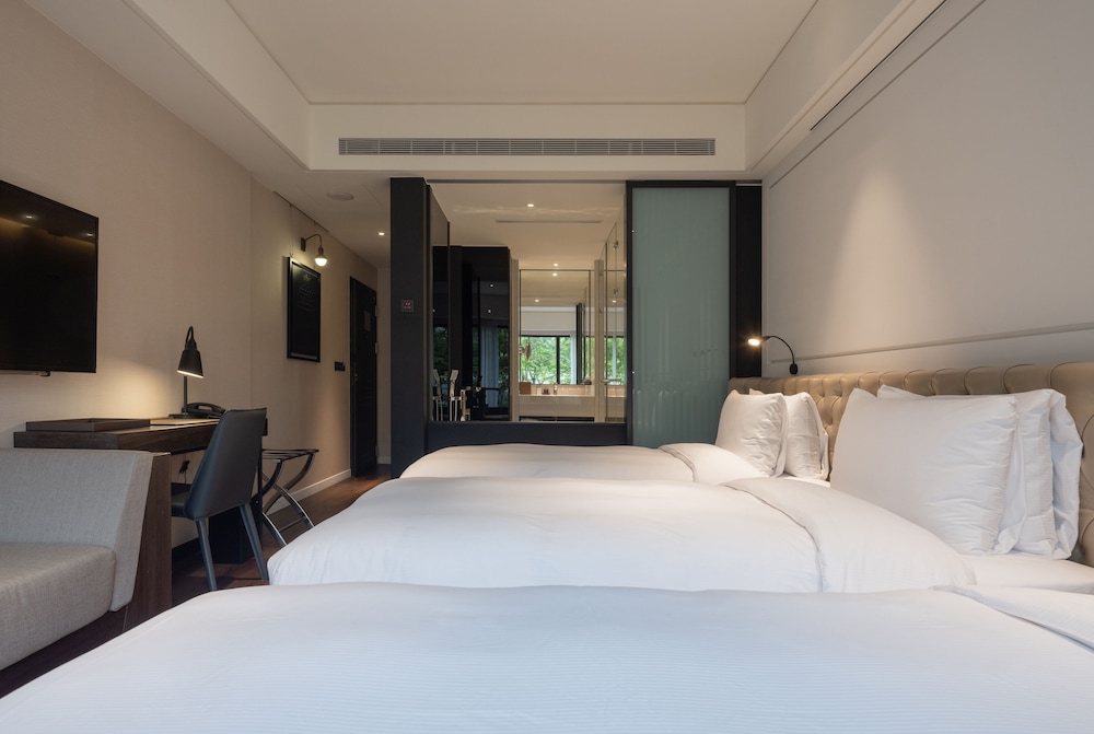Hotel Mvsa 9/50