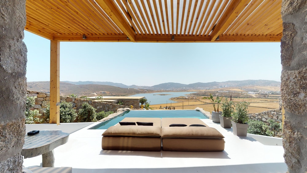 Panormos Bay Suites 23/48