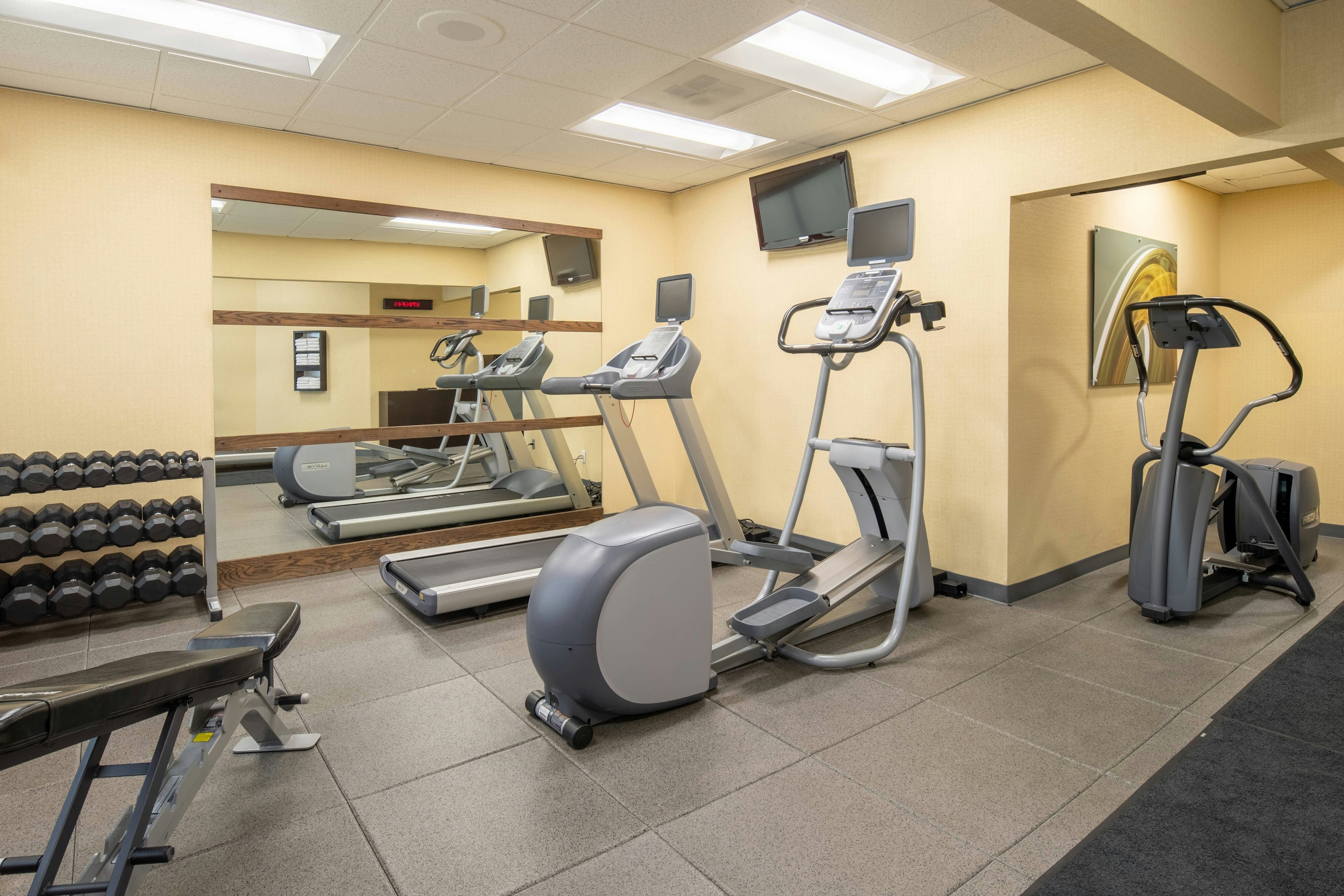 Courtyard By Marriott Portland Airport 3/15