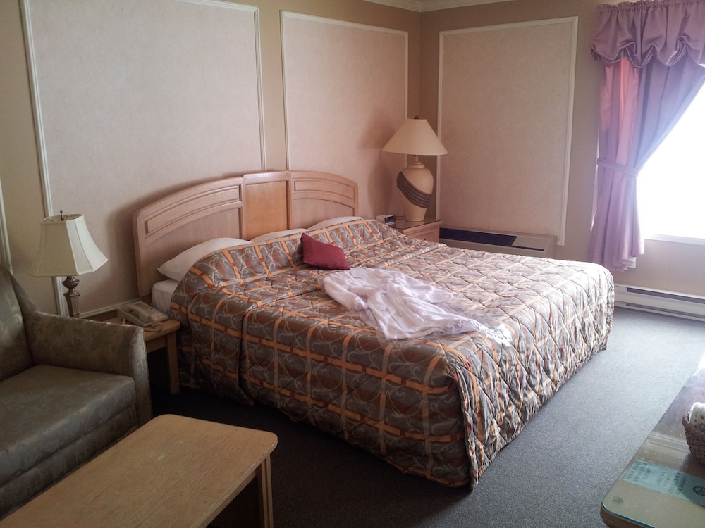 Travelodge by Wyndham Victoriaville 12/32