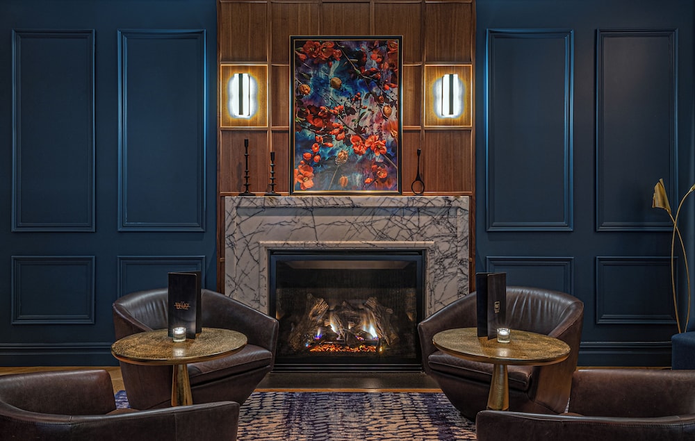The Wallace Hotel 49/59