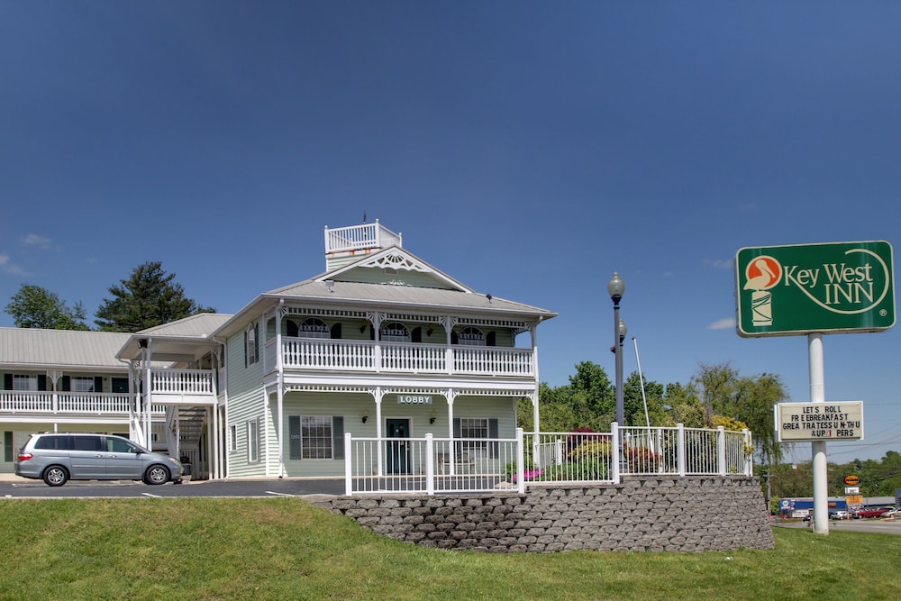 Key West Inn Cookeville 7/27