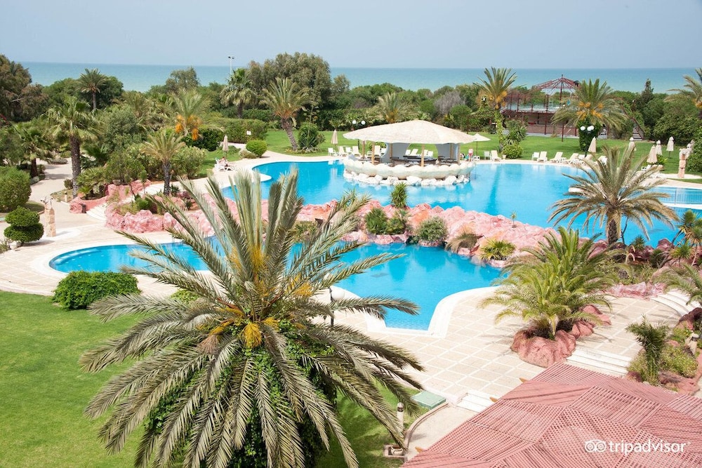 Regency Tunis Hotel 27/31