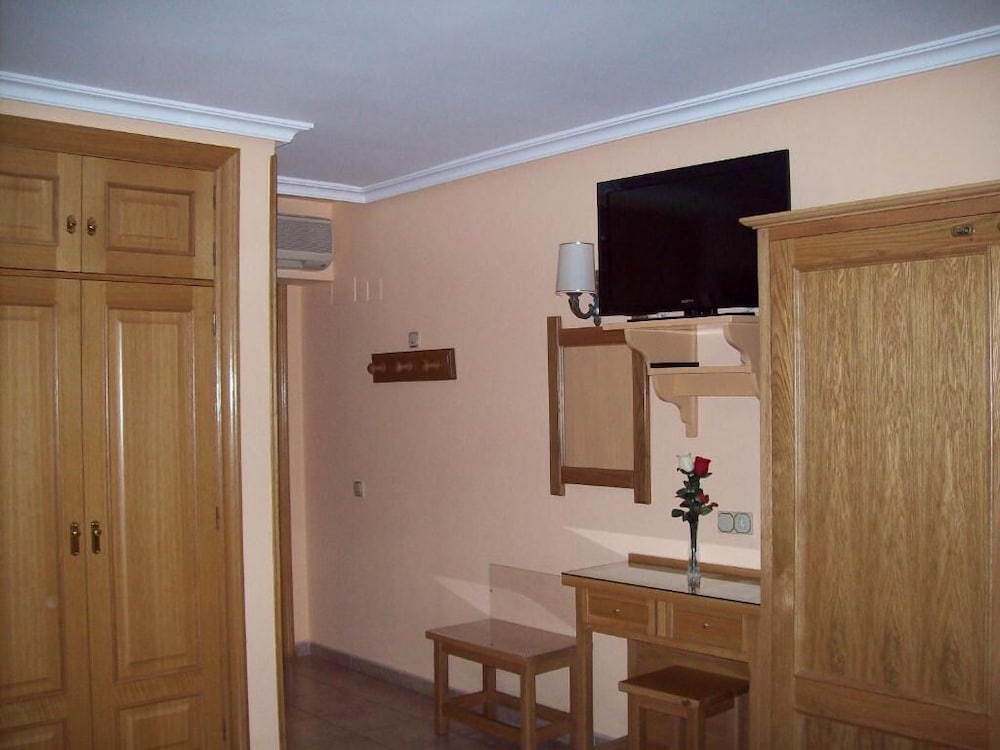 Hostal Los Gavilanes 2 9/50