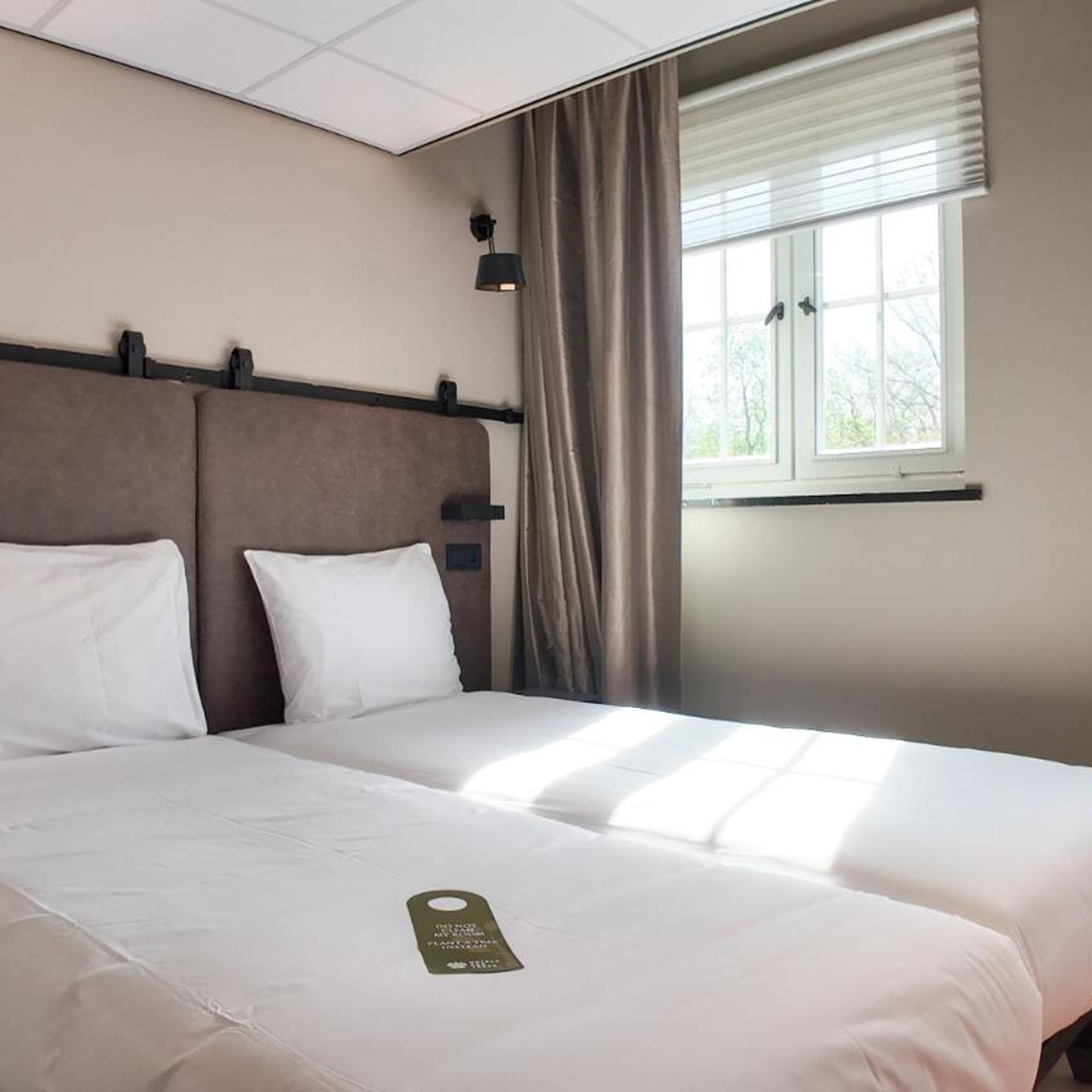 Plus, Double Bed