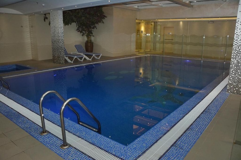Mandarin Hotel Apartments 28/49