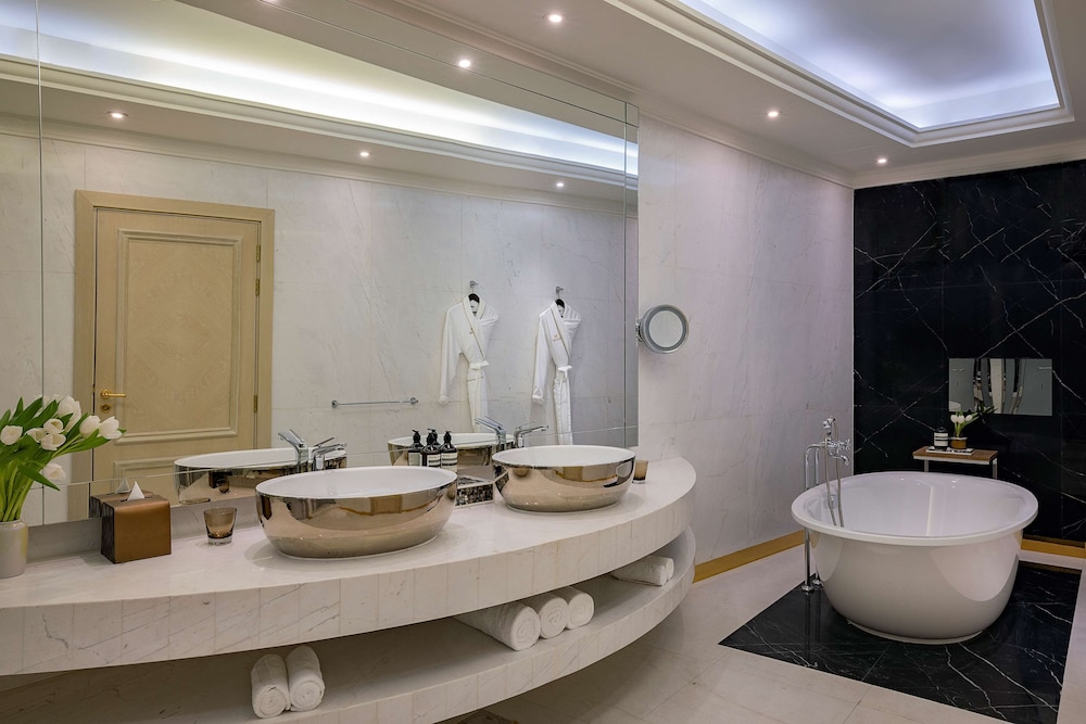 Waldorf Astoria Dubai Palm Jumeirah 16/81