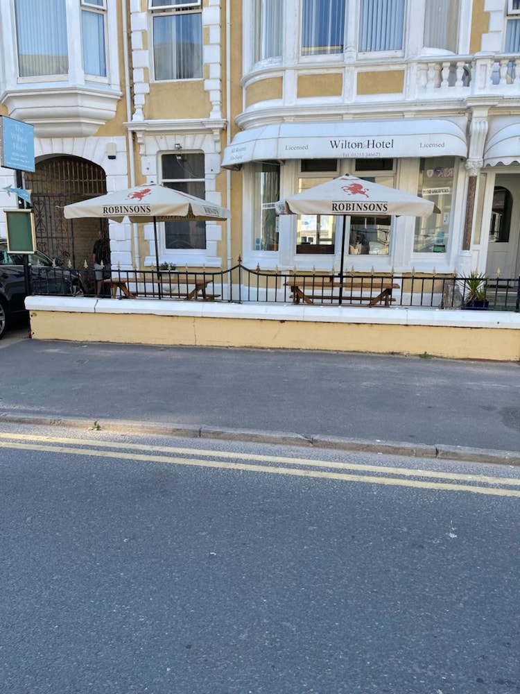 The Wilton Hotel 45/50