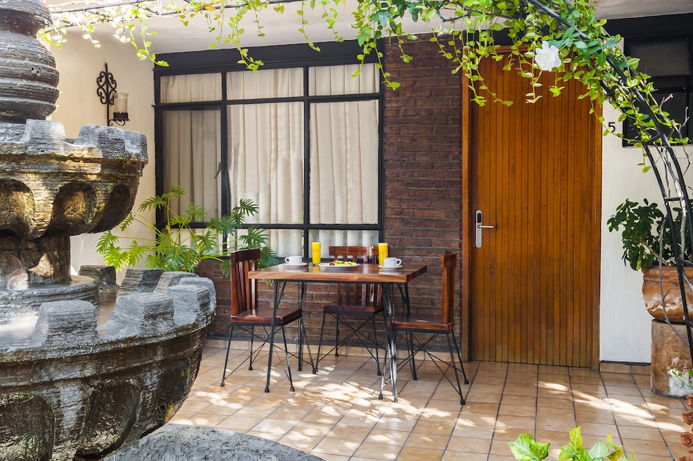 Hotel Isabel 14/65