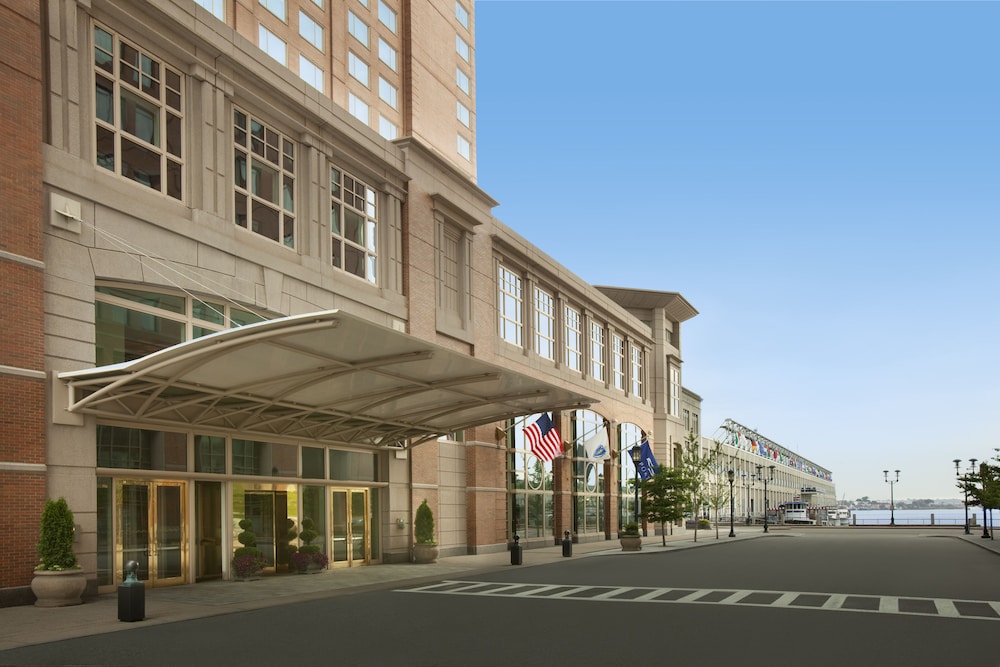 Seaport Hotel 3/46