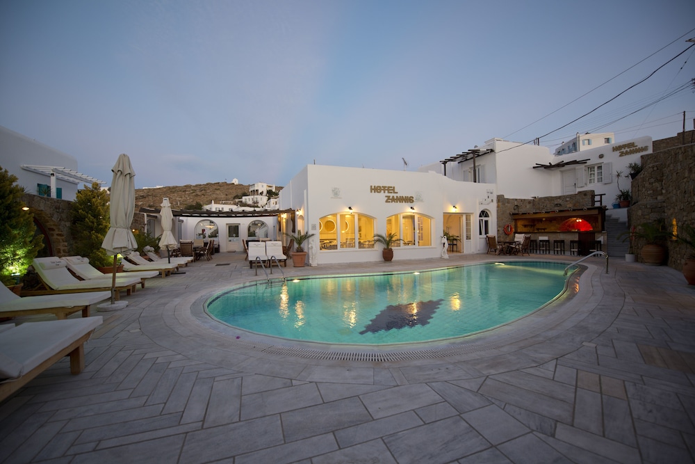 Zannis Hotel 51/55