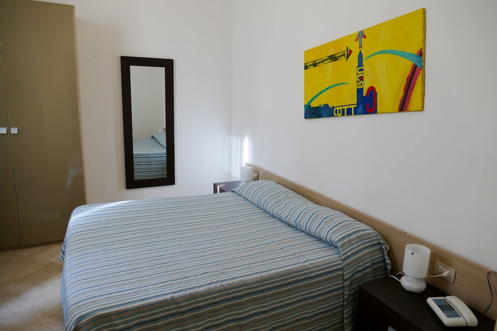 Visa Residence 16/50