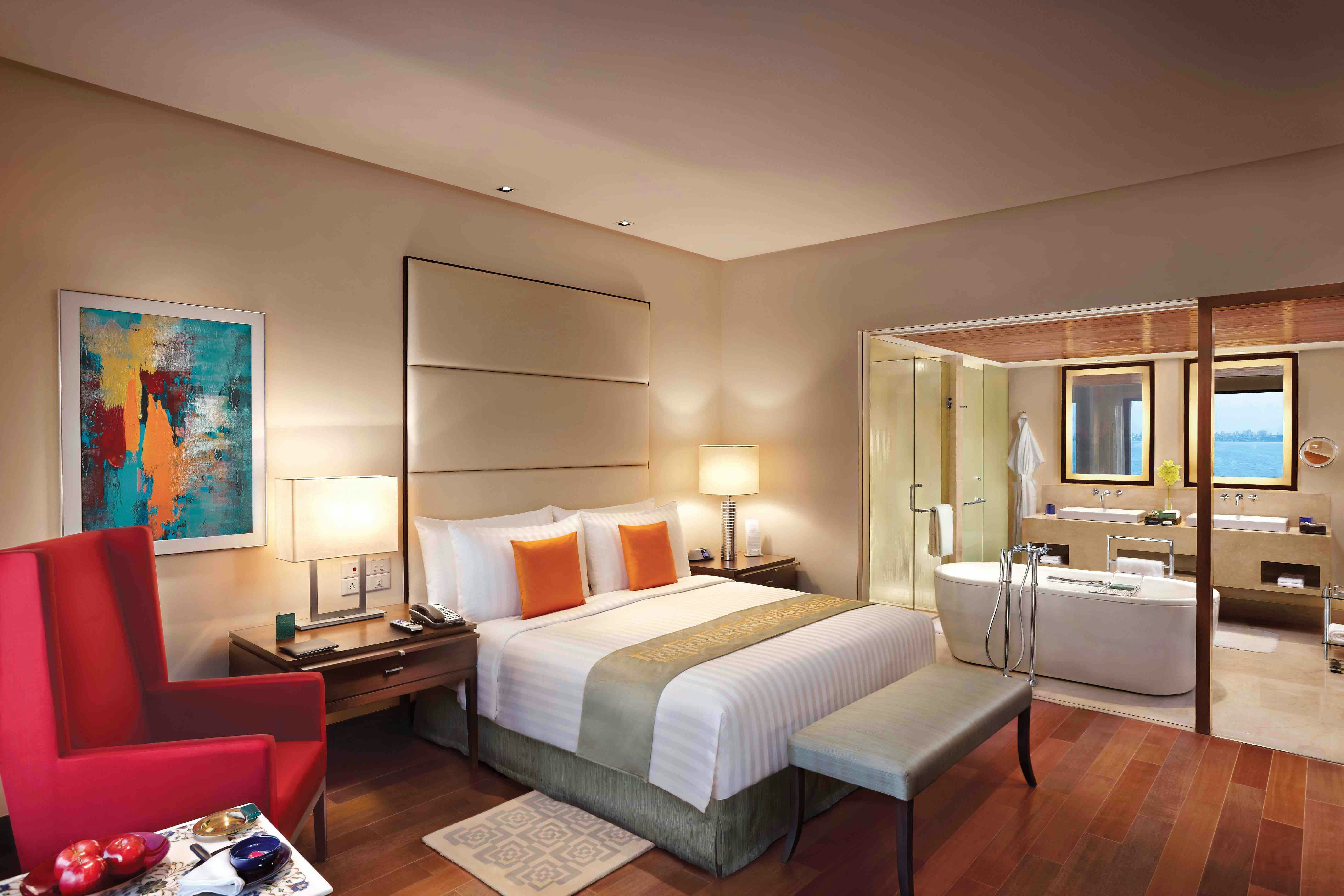 The Oberoi Mumbai 18/61