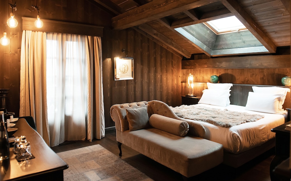 Chalet Hotel Le Castel 18/74