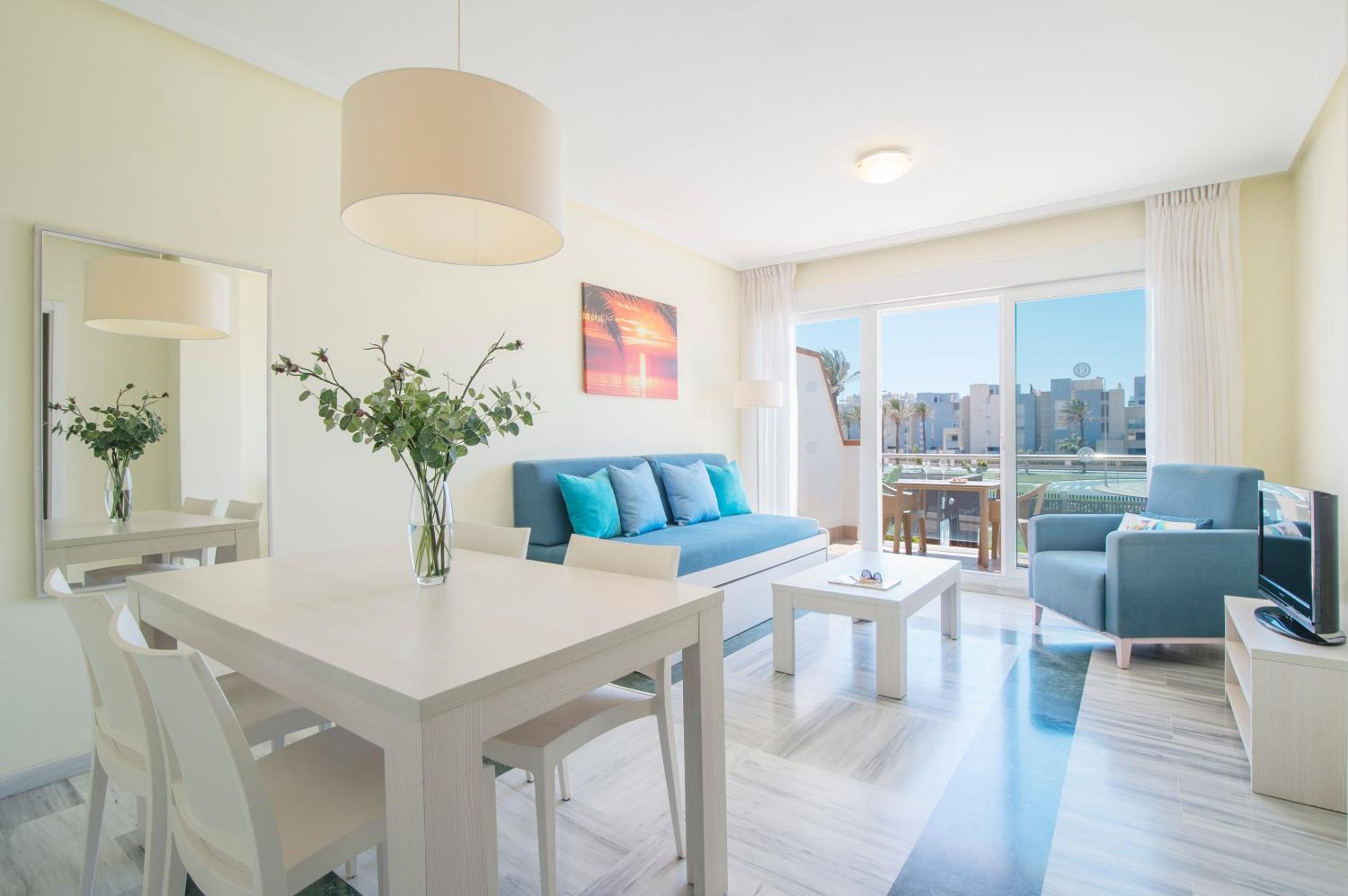 2 BEDROOMS, APARTMENT