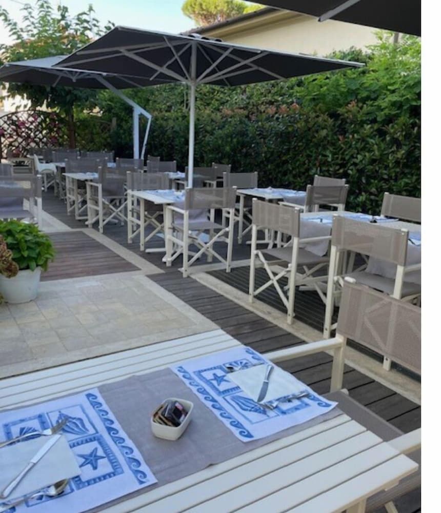 Hotel Villa Barsanti 31/50