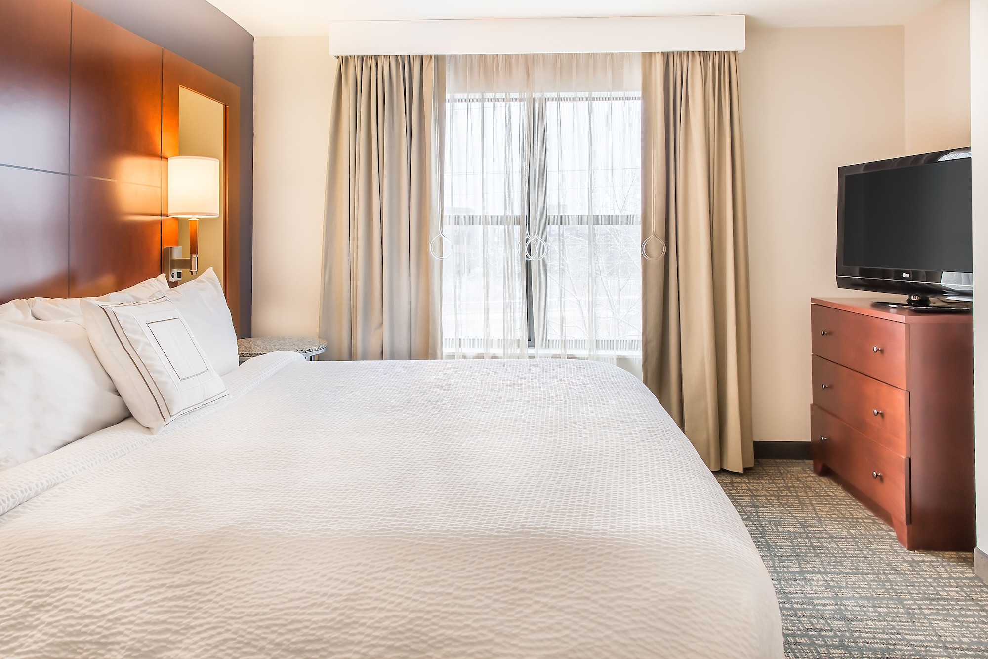 2 Bedrooms, Suite, 2 Double Beds