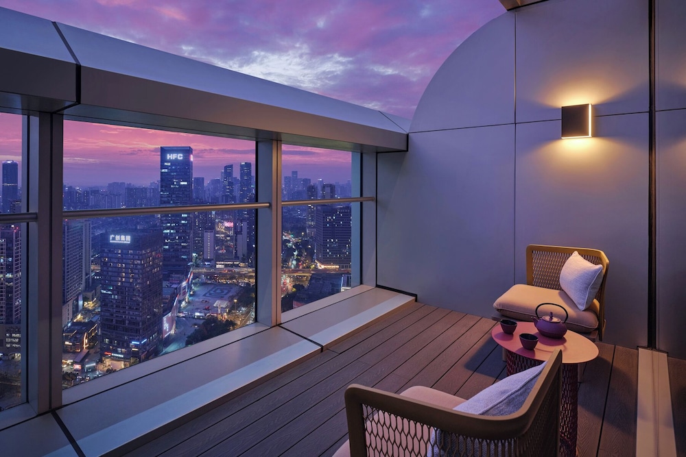 Hyatt Centric The Ring Chengdu 22/50
