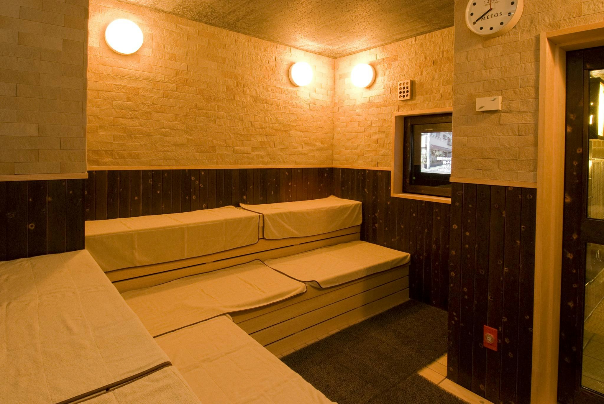 Dormy Inn Hakata Gion 24/34