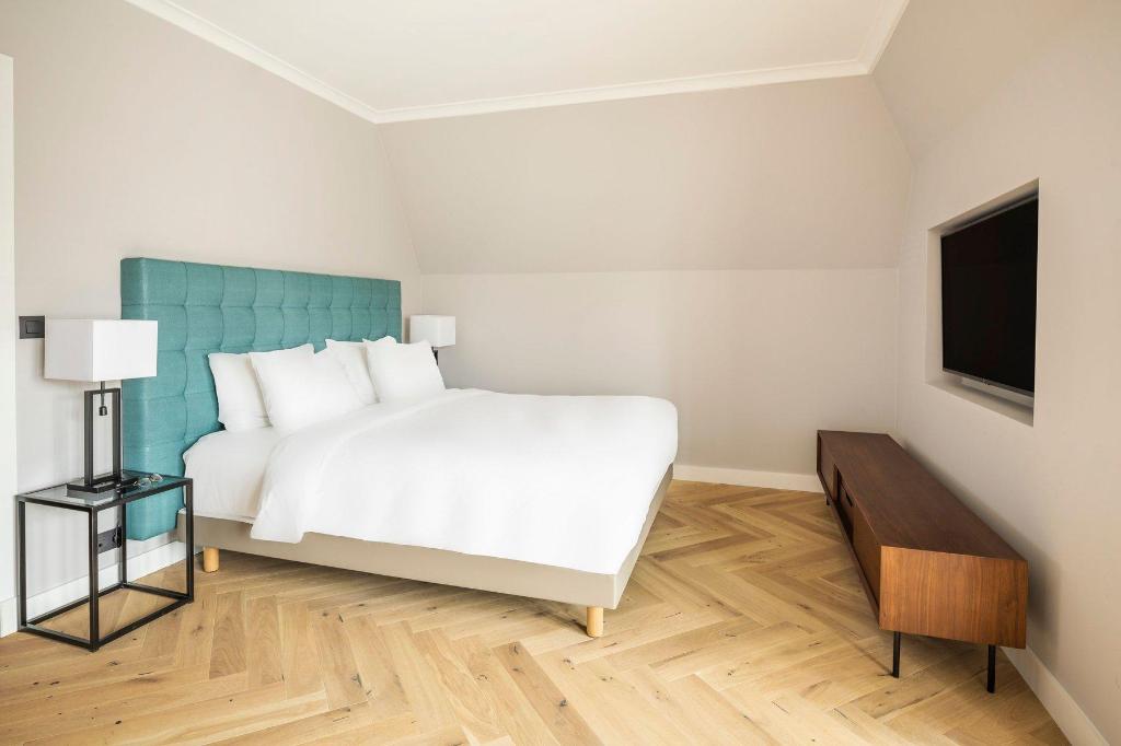 2 Bedrooms, Duplex, Apartment, Twin Beds, King Bed, Sofa, Balcony، Marriott Executive Apartments Brussels, European Quarter 2/6