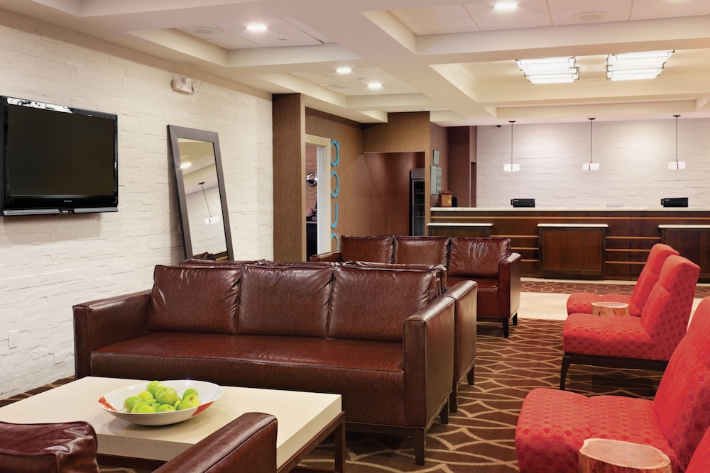 DoubleTree by Hilton Hotel Tinton Falls - Eatontown 32/51