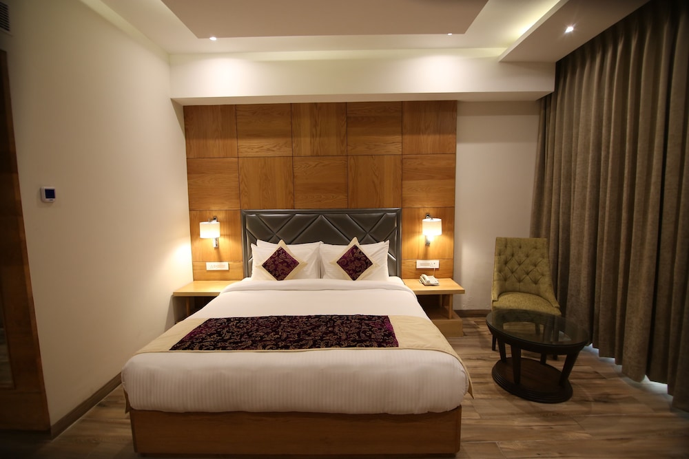 Regenta Central Cassia Zirakpur Chandigarh 9/42