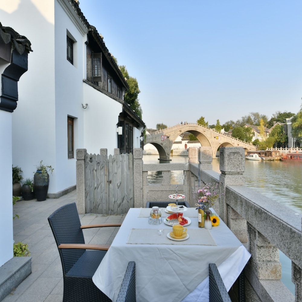 Blossom Hill Suzhou Shangtang 37/50