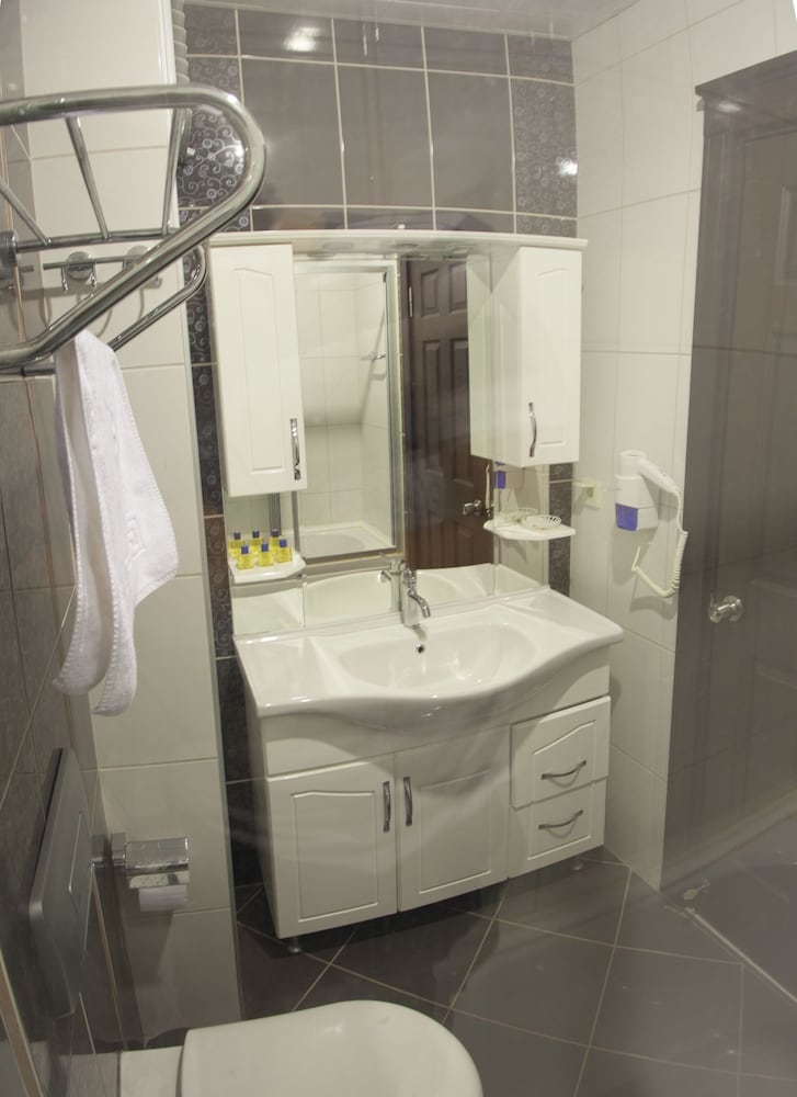 Palmira Hotel 43/46