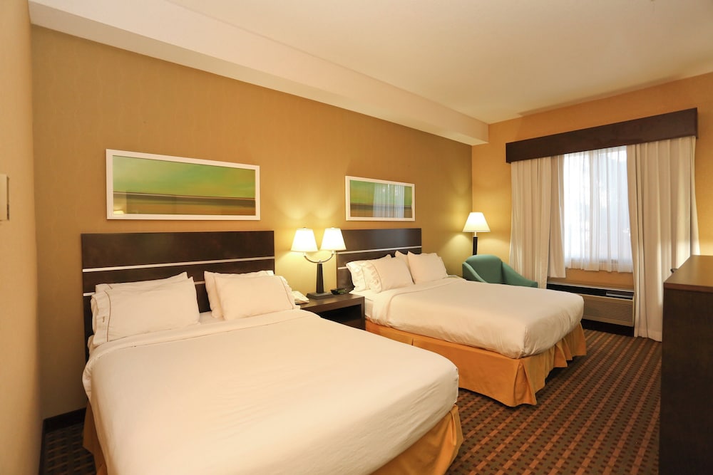 Standard, Multiple Beds