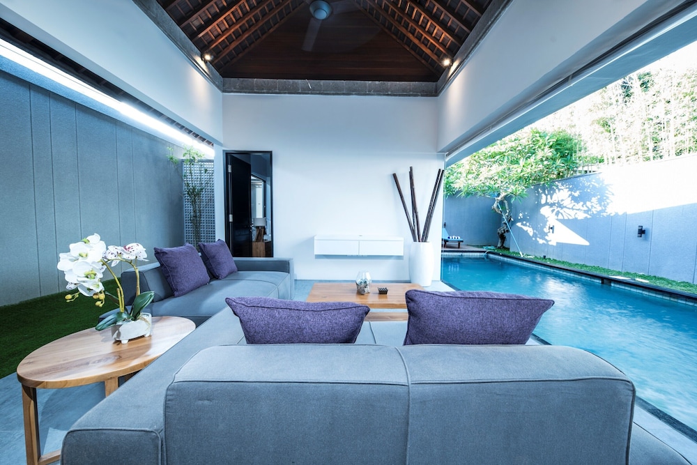 Villa DeDayuh Seminyak 30/46