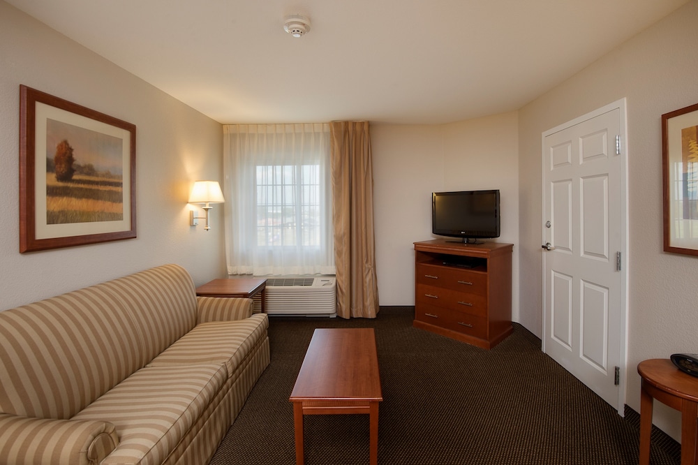 Candlewood Suites Fort Worth West 32/58