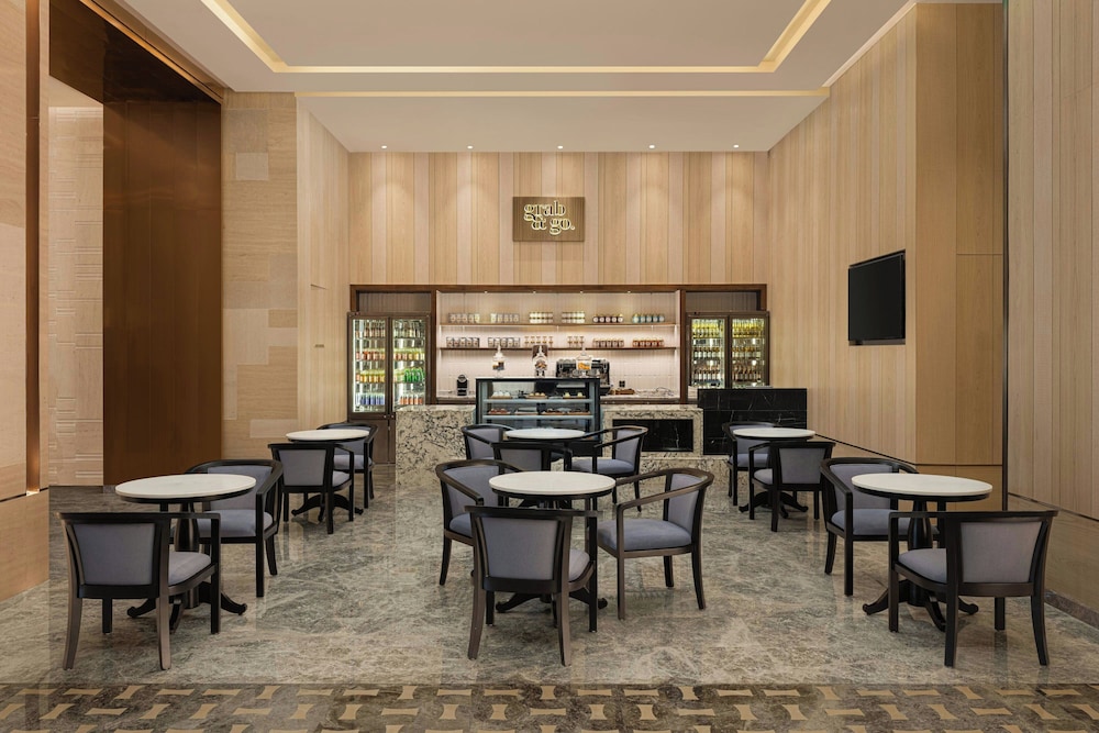 Oakwood Premier Prestige Ub City Bangaluru 52/55