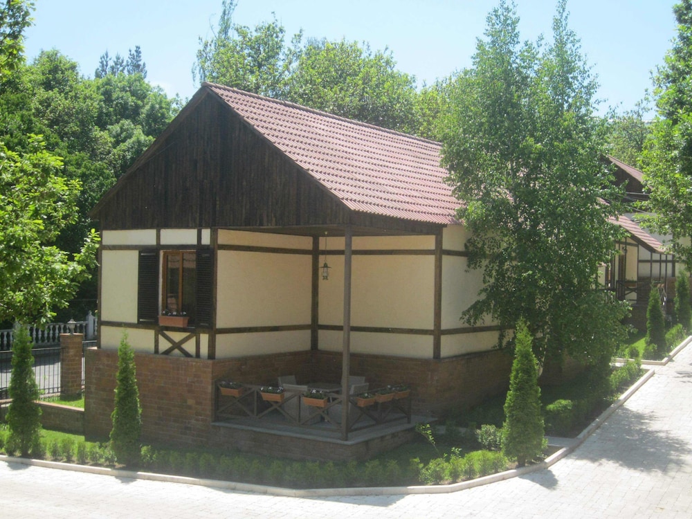 Splendor Resort And Restaurant 1/18