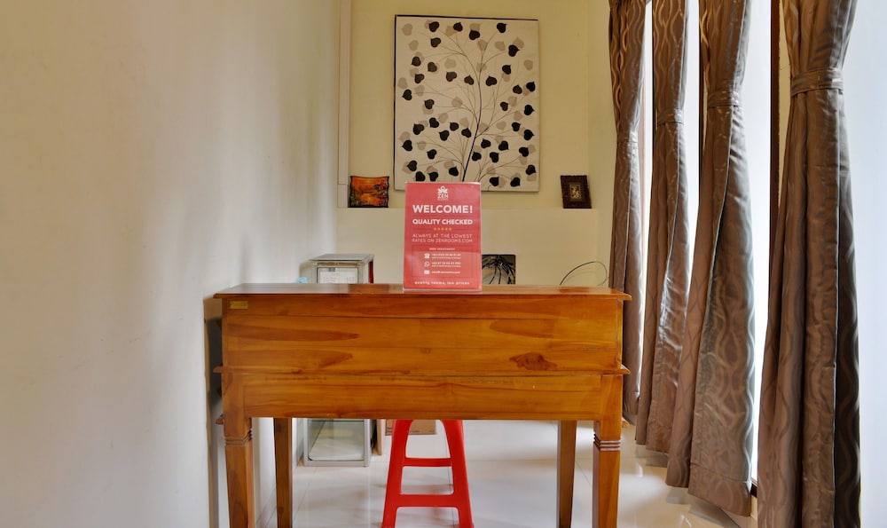 ZEN Rooms Anggrek Loka BSD 8/35