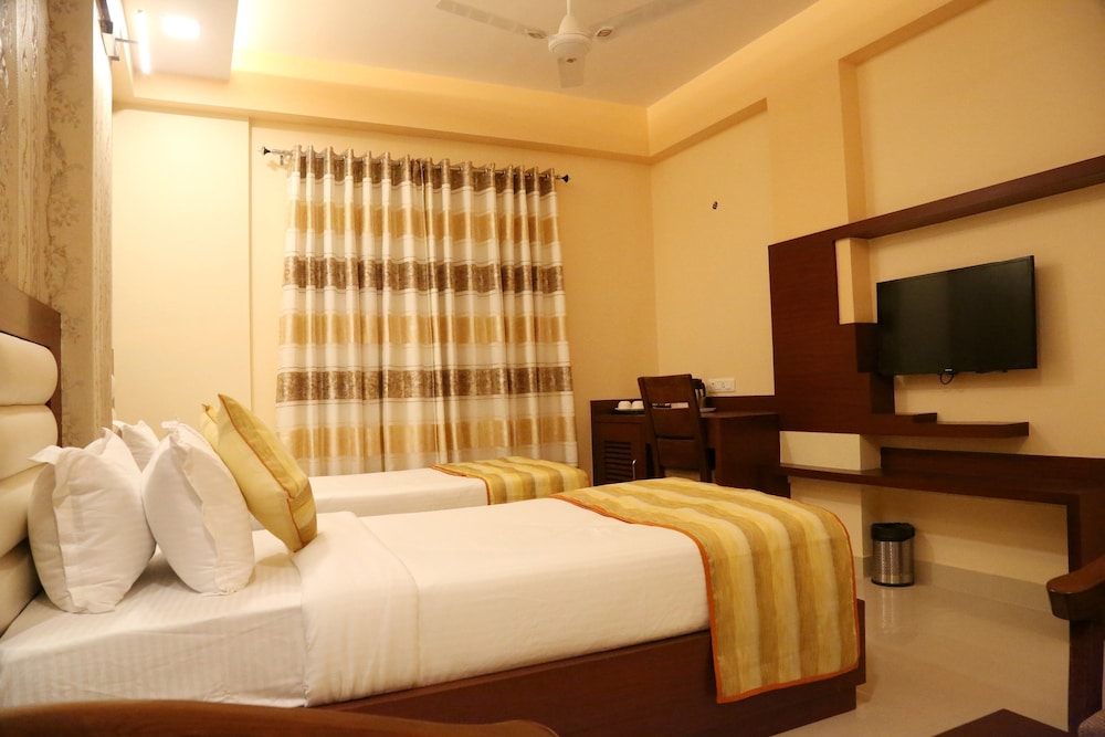 Hotel Varanasi Inn 17/33