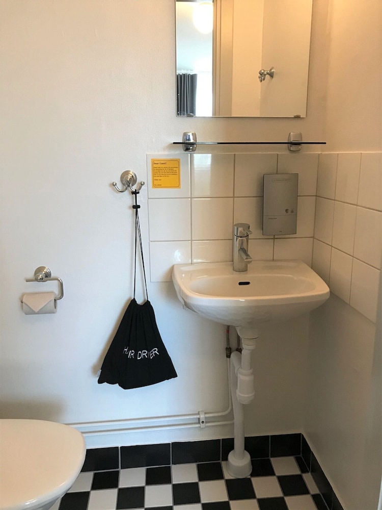 Akademihotellet 43/47