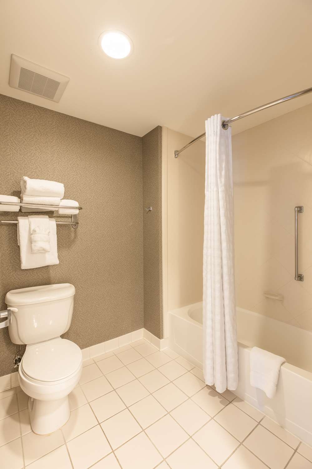 جناح بسرير كوين، Homewood Suites By Hilton Palm Beach Gardens 2/2