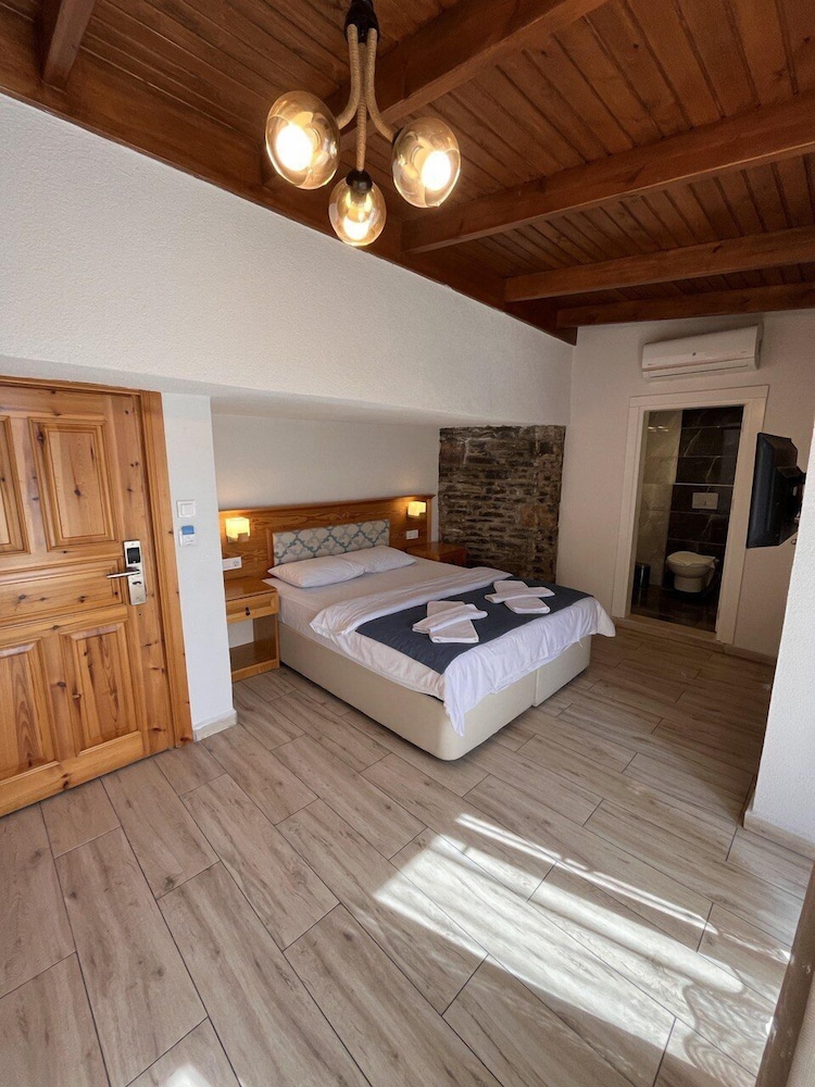Yelken Hotel Akyaka 7/23
