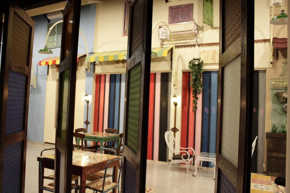 Omah Njonja Bed & Brasserie 63/63