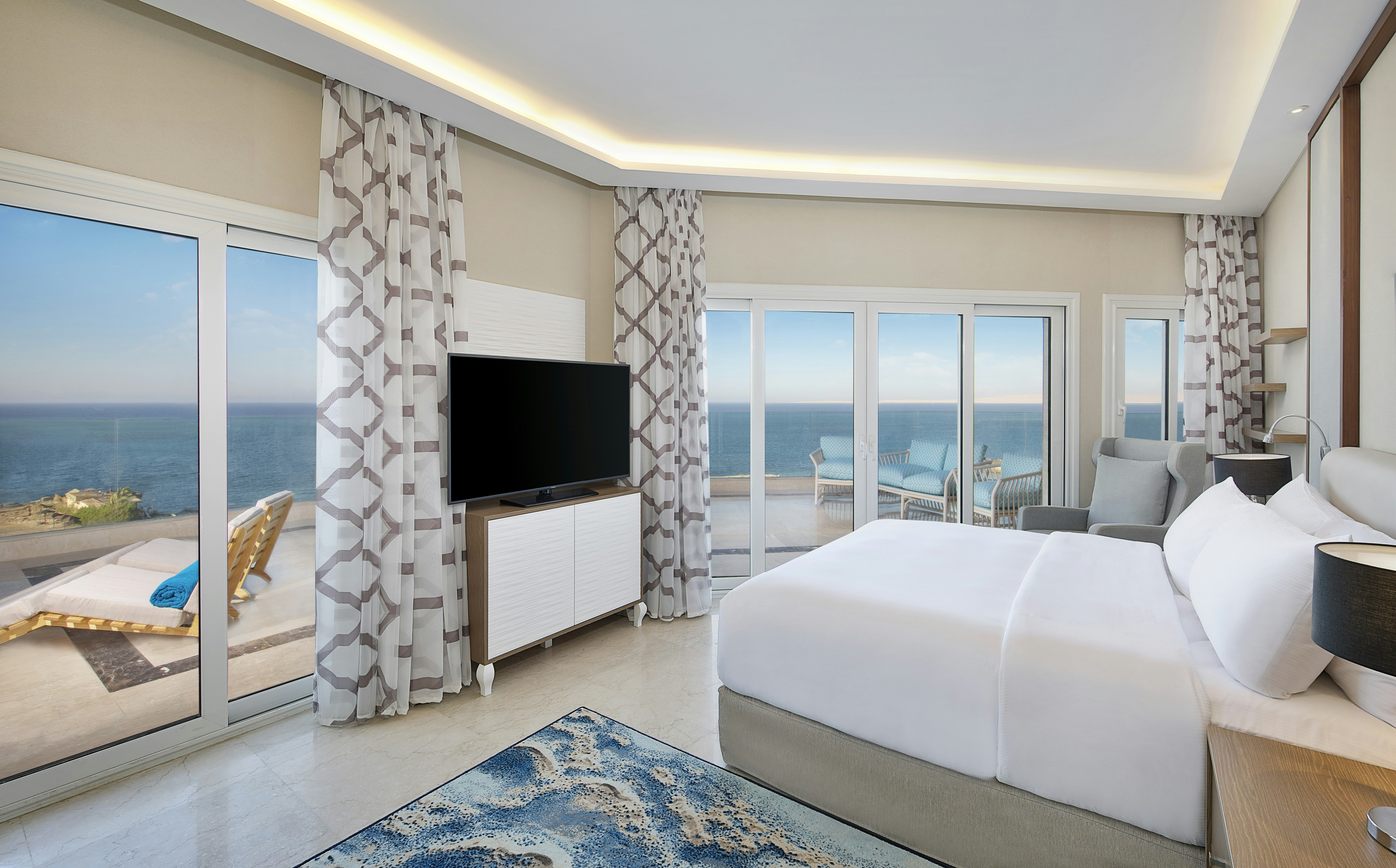 Plaza, Suite, King Bed, with View