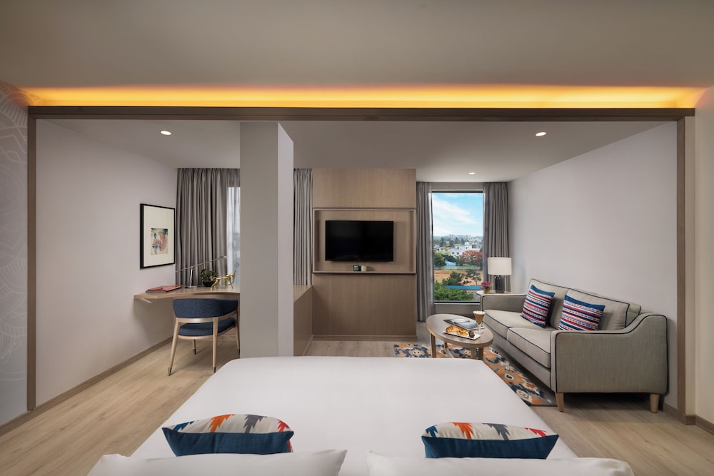 Premium, King Bed