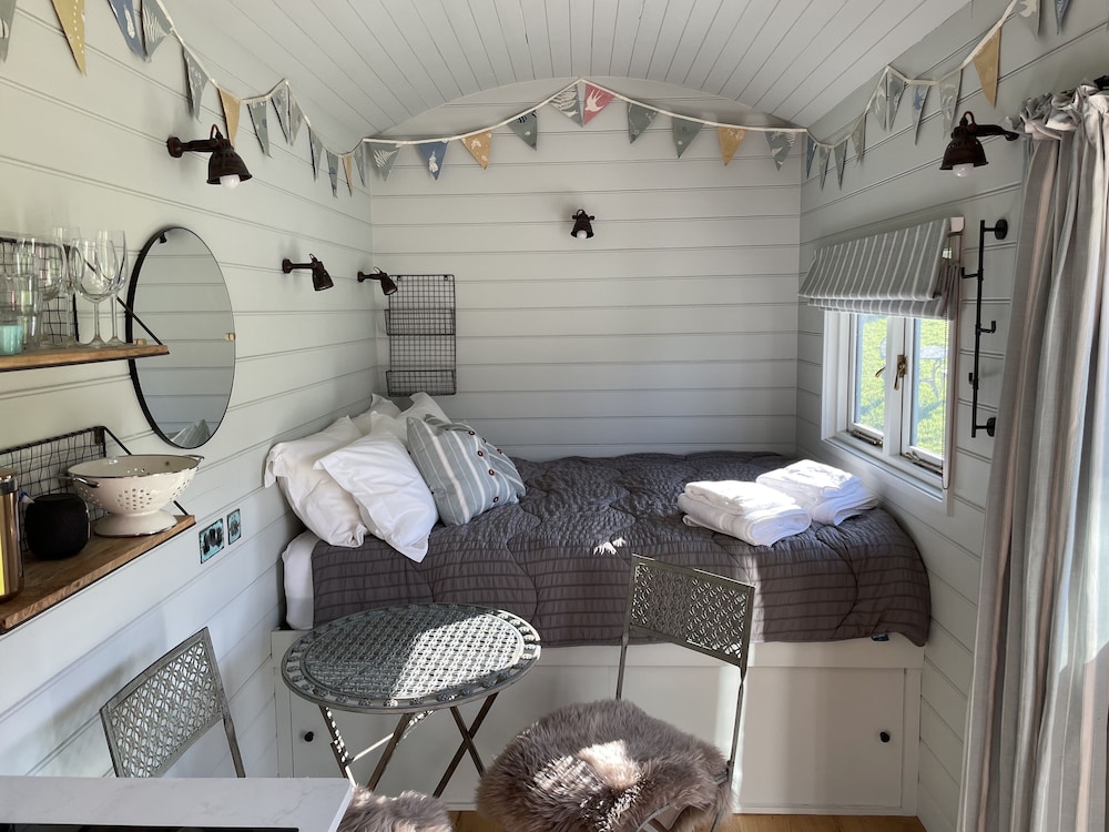 Glebe Farm B&B 36/37