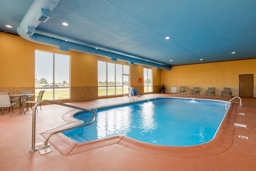Quality Inn Cadiz, KY 6/40