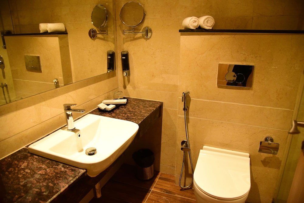 Hotel Grand Serene Mysore 30/31